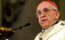 Portir odbrusio papi Franji na telefon: 